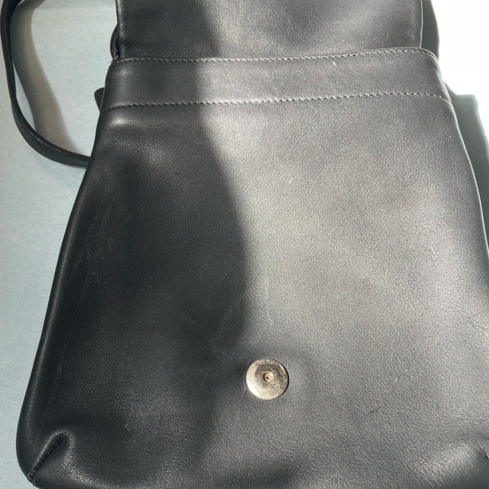 GUC Coach Chelsea Swingpack/Saddle Black Leather Crossbody Purse - Picture 8 of 11